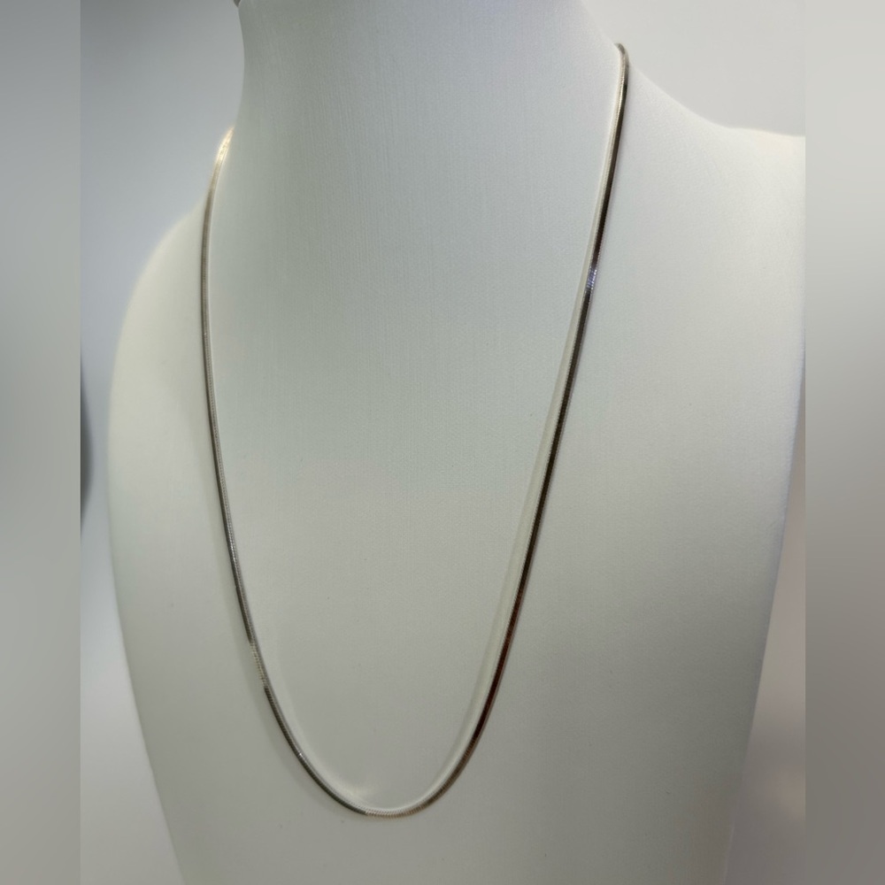 Giani Bernini Sleek Sterling Silver Necklace